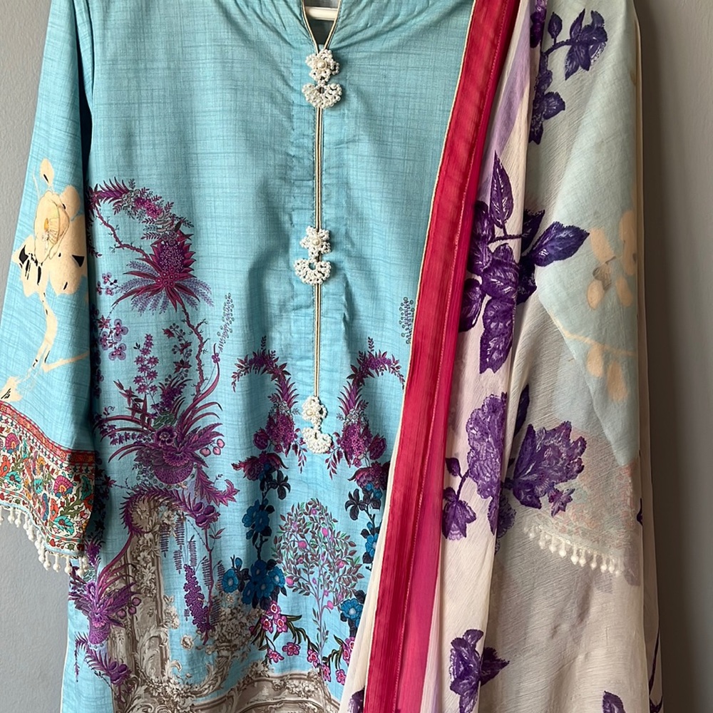 Sana Safinaz Lawn 2020 Pakistani Kameez Dupatta 2 piece